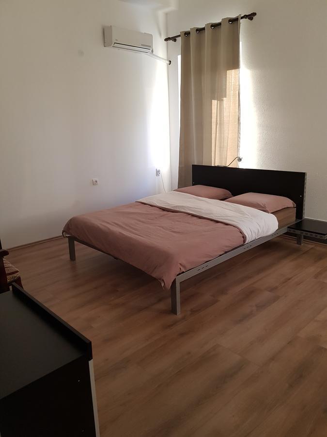 Dnd-X Hotell Pančevo Exteriör bild