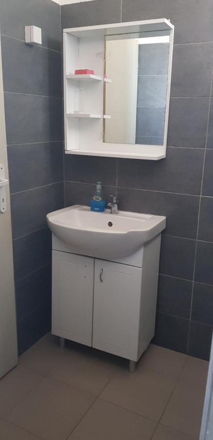 Dnd-X Hotell Pančevo Exteriör bild
